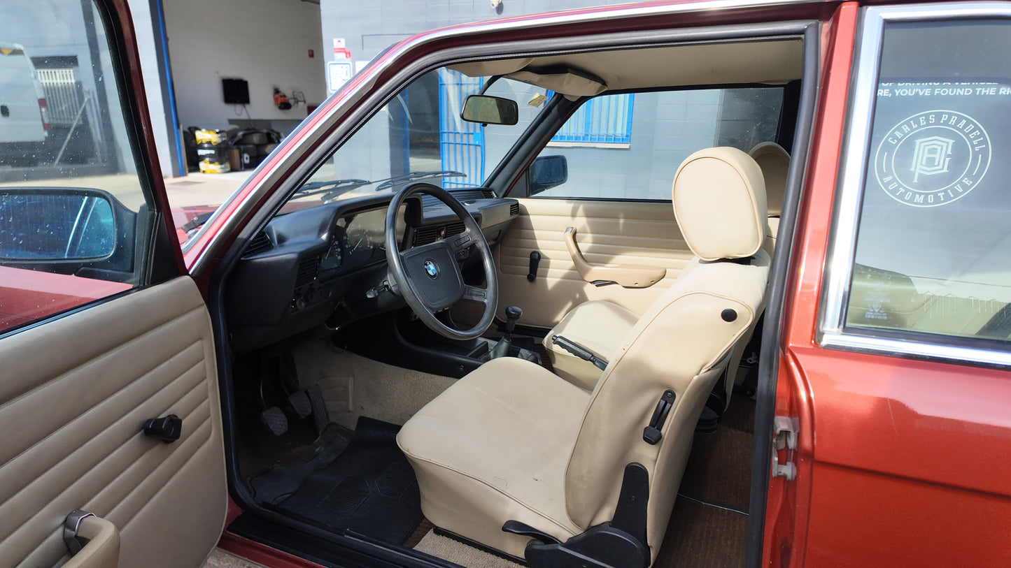 BMW E21 315 del año 1982