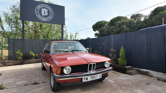 BMW E21 315 del año 1982