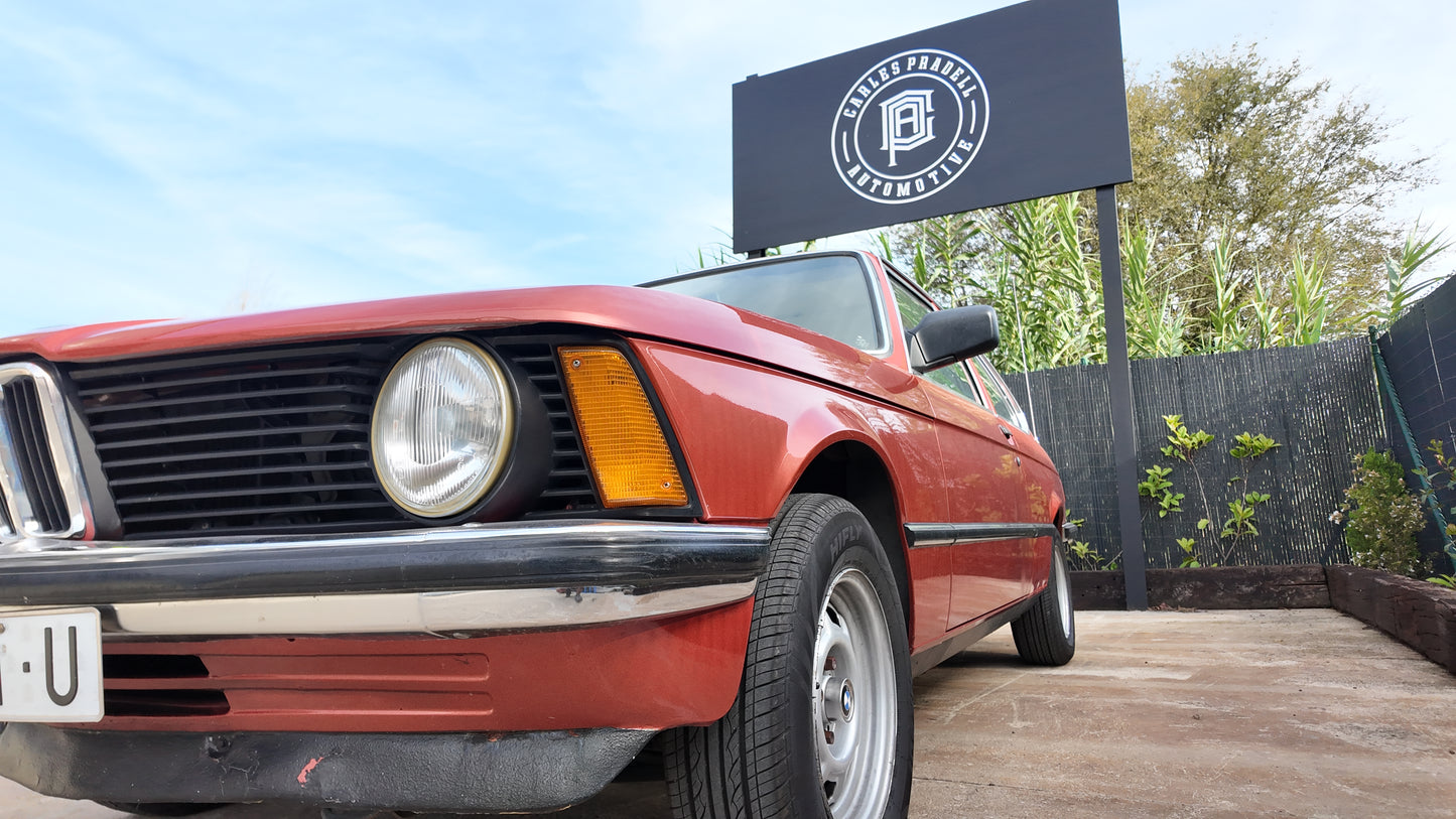 BMW E21 315 del año 1982