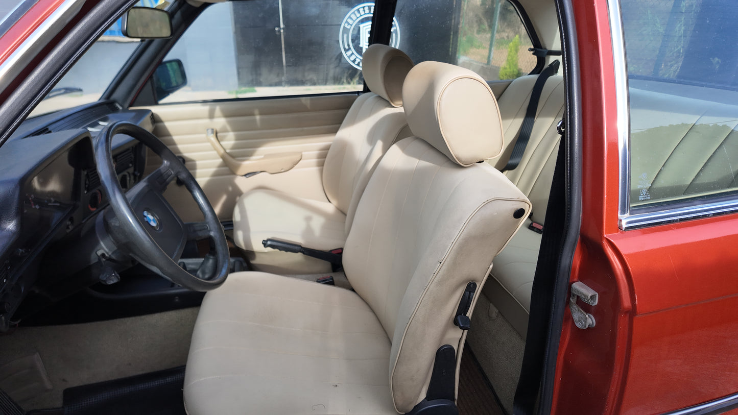 BMW E21 315 del año 1982