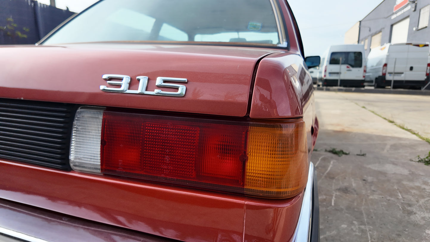 BMW E21 315 del año 1982