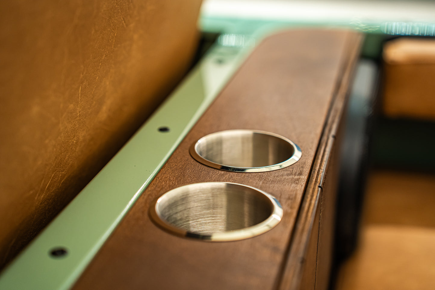 Land Rover Santana Beach