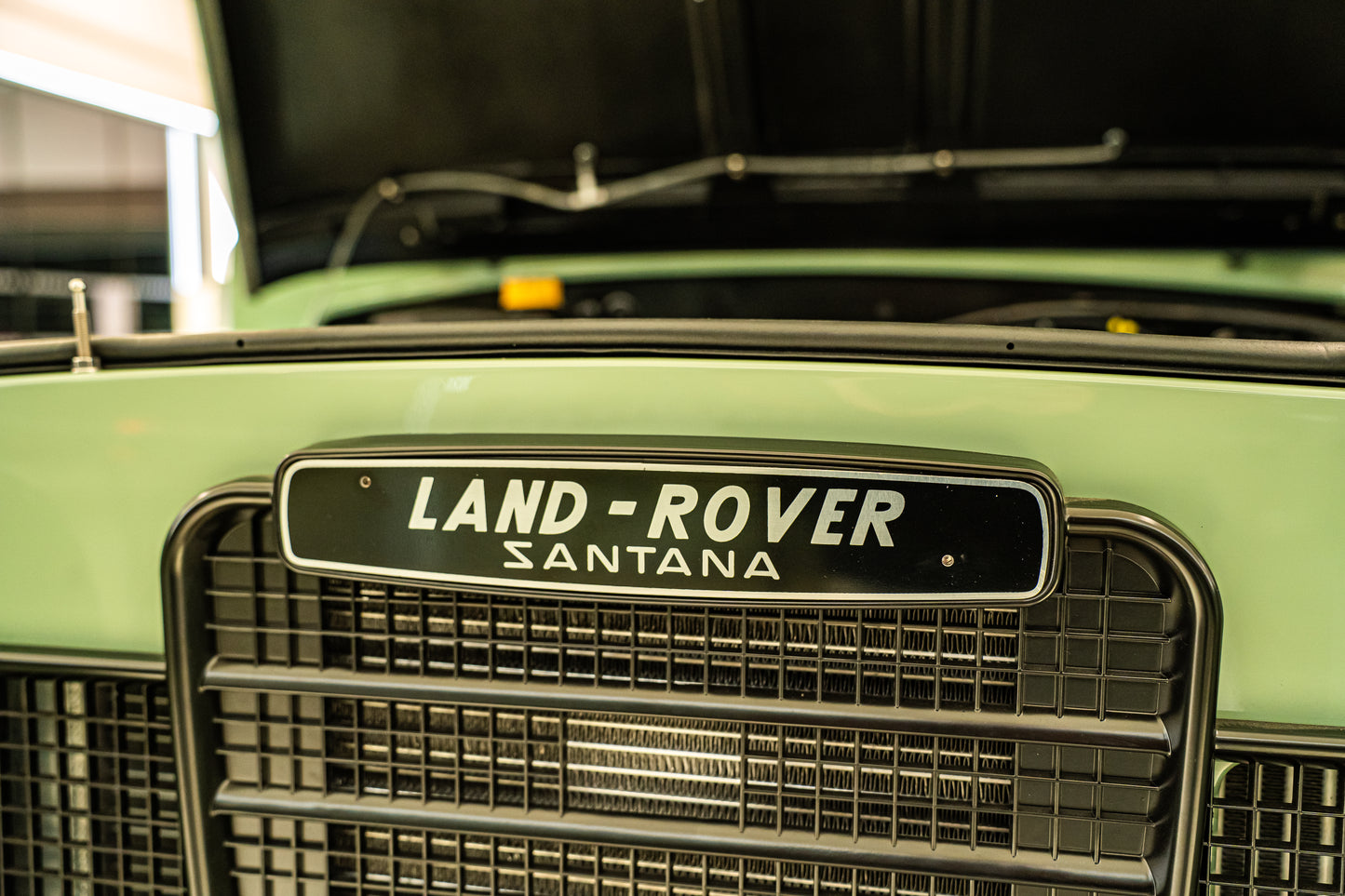 Land Rover Santana Beach